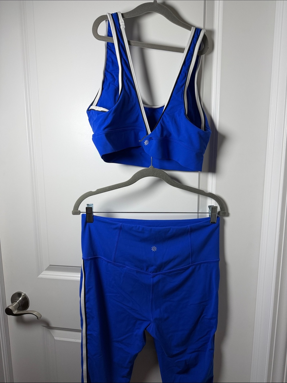 SET!! Athleta Electric Blue High-Rise Active Leggings and Shirt